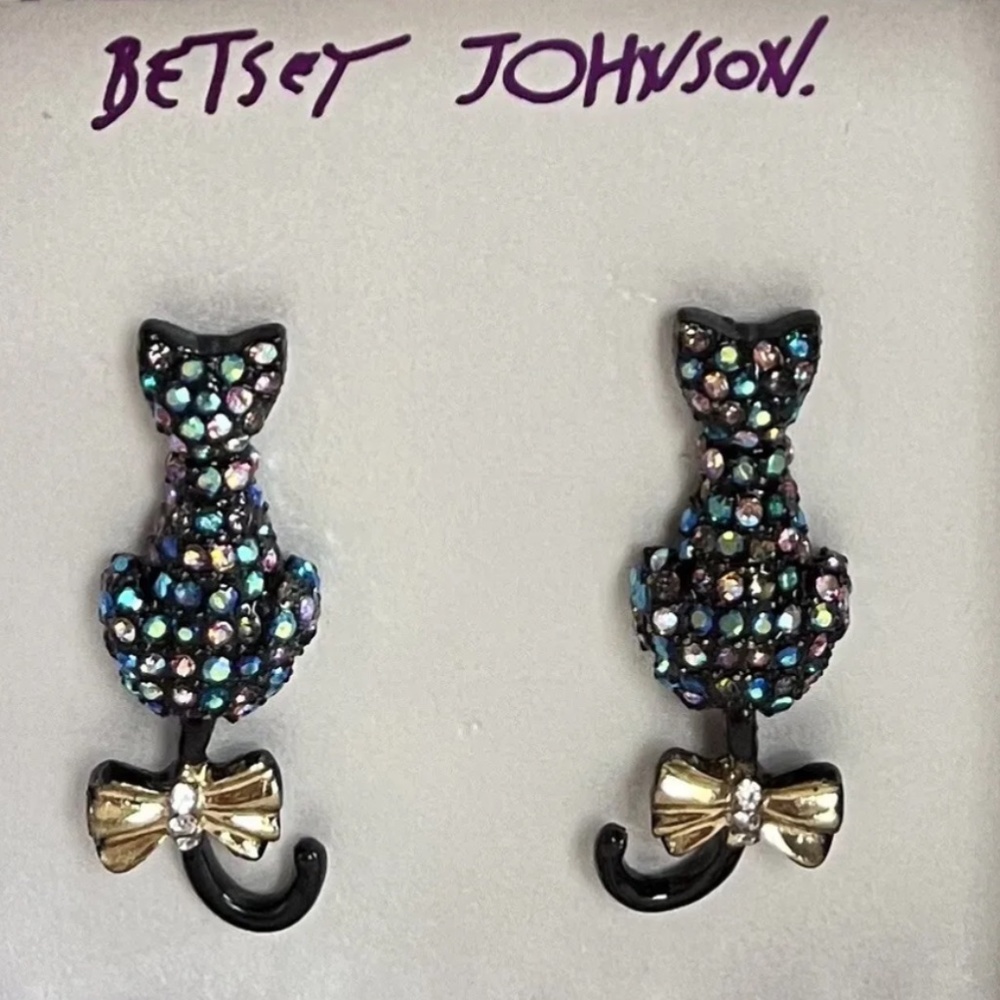 Betsy Johnson cat earrings